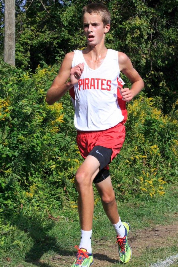 Sophomore Mike Ungvarsky competes for first in the race.