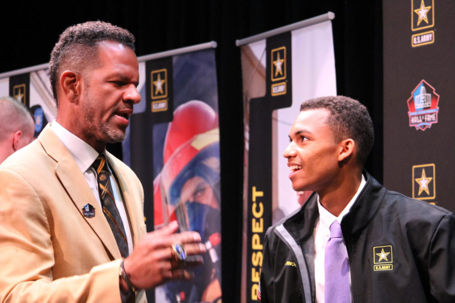2014+NFL+Hall+of+Famer+Andre+Reed+Imparts+Wisdom+to+CHS+Senior+and+Honoree+Justin+Arnold