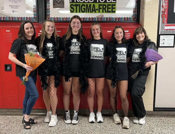 After 30 Years of Leadership, CHS Student Council Advisor Steps Down